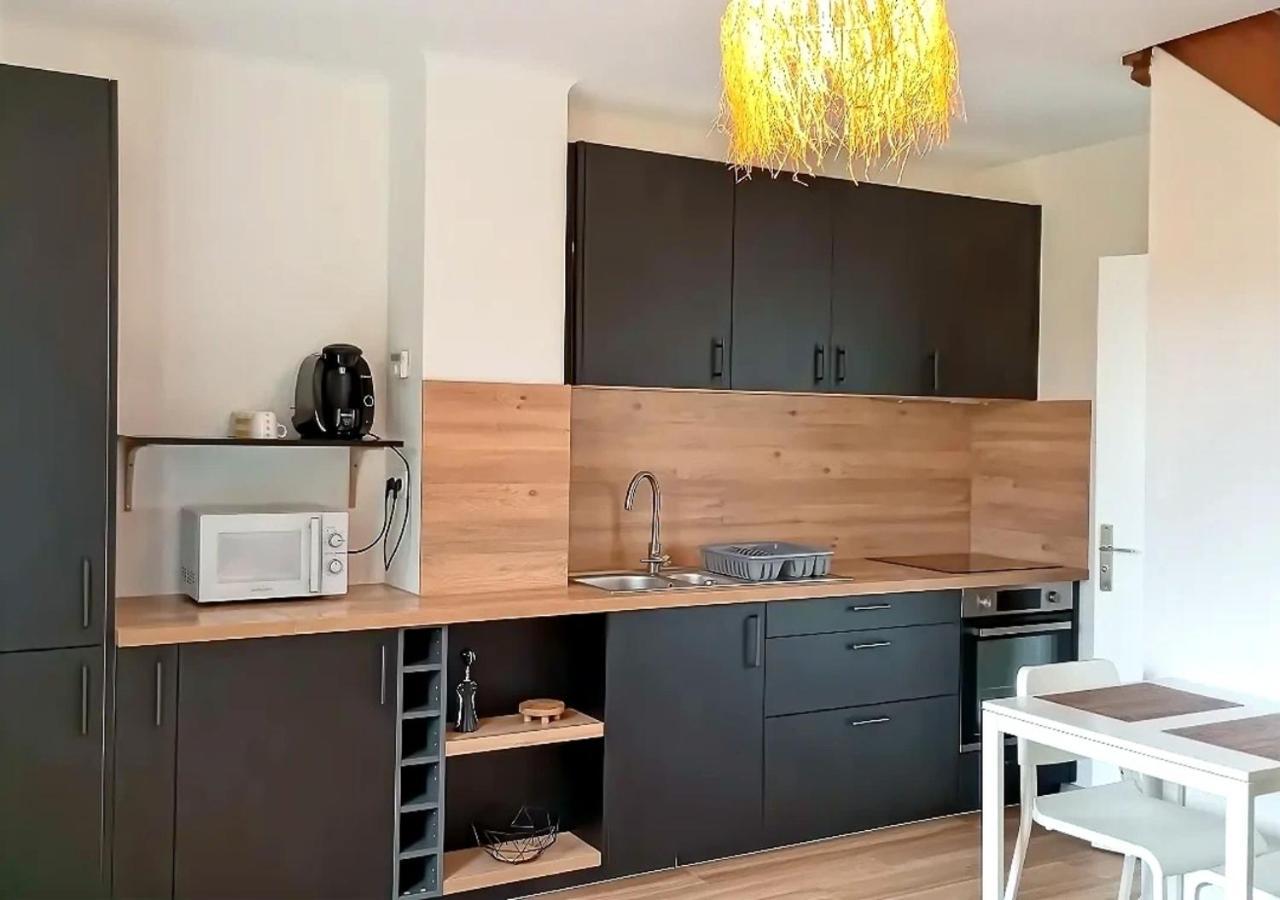 Petite Maison Avec Jardin Landrévarzec Exteriör bild