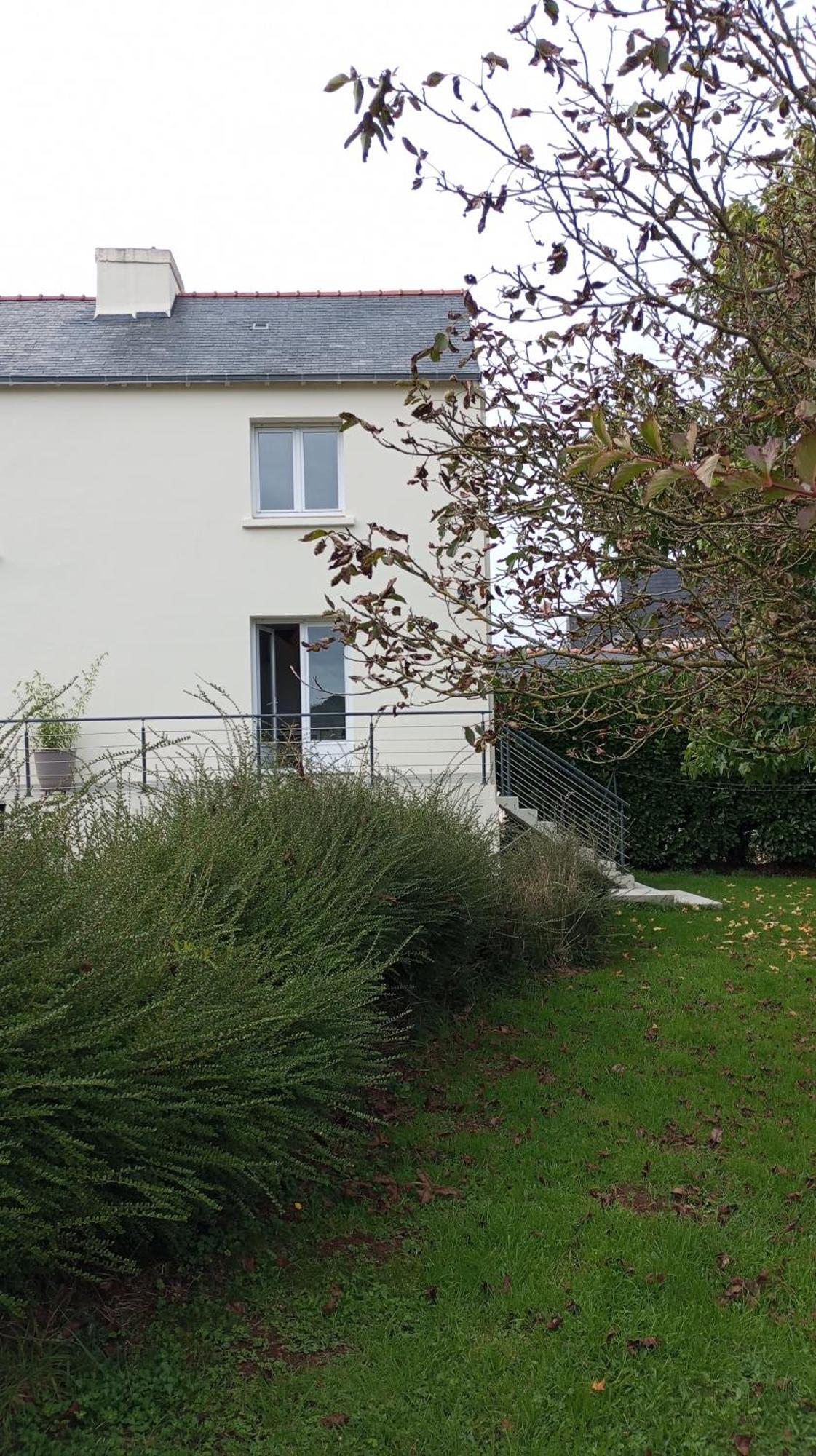 Petite Maison Avec Jardin Landrévarzec Exteriör bild